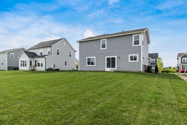 9041 Hawk Hill Way, Plain City, OH 43064