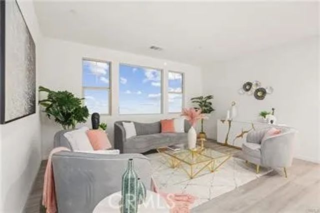 16391 Globetrotter, Chino, CA 91708