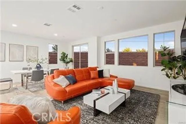 16391 Globetrotter, Chino, CA 91708