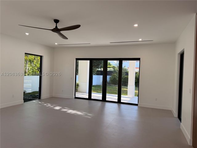 6790 SW 55th St, Miami, FL 33155