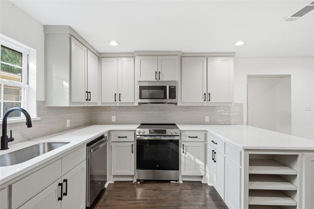 5432 Volder Drive, Fort Worth, TX 76114