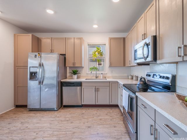 91-1081 Iwikuamoo Street 1101, Ewa Beach, HI 96706