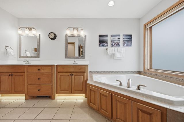 7128 Terraceview Lane N, Maple Grove, MN 55311