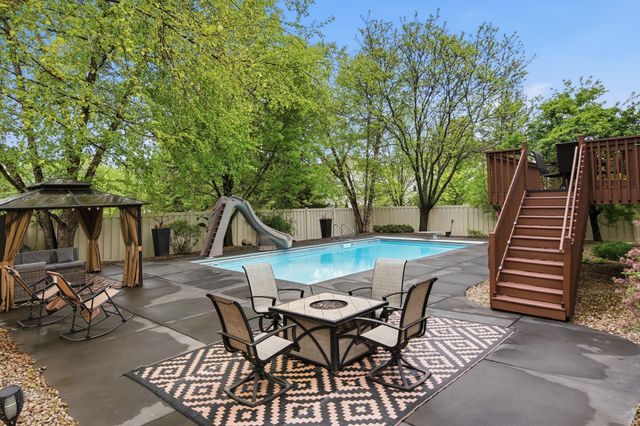 7128 Terraceview Lane N, Maple Grove, MN 55311