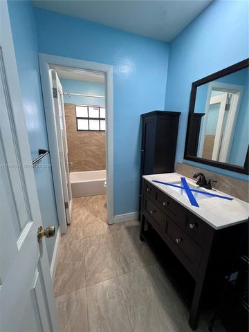 15303 SW 102nd Place, Miami, FL 33157