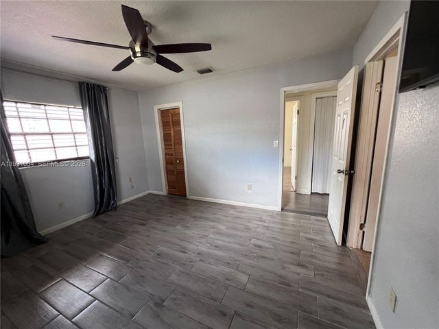 15303 SW 102nd Place, Miami, FL 33157