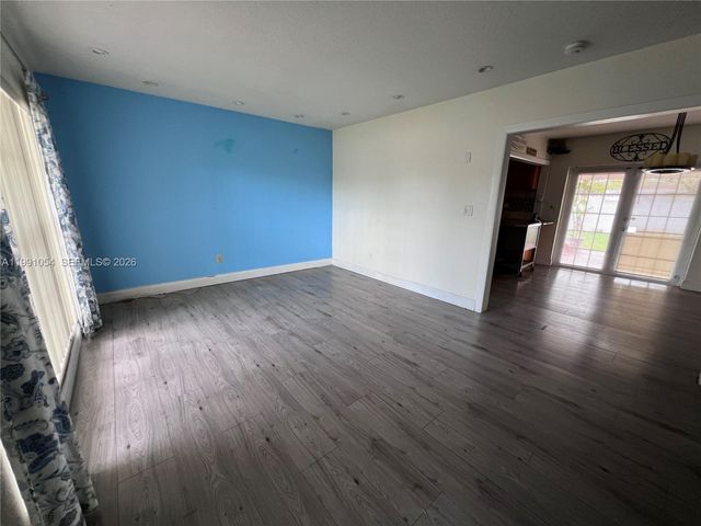 15303 SW 102nd Place, Miami, FL 33157