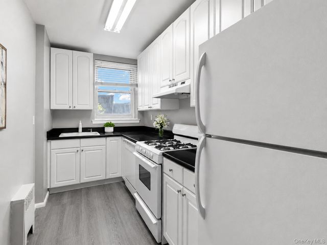 12 Westchester Avenue 6F, White Plains, NY 10601