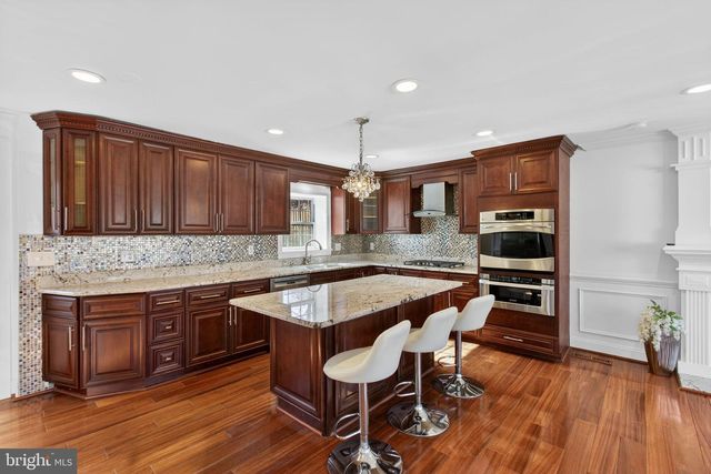 3709 RIDGE RD, Annandale, VA 22003