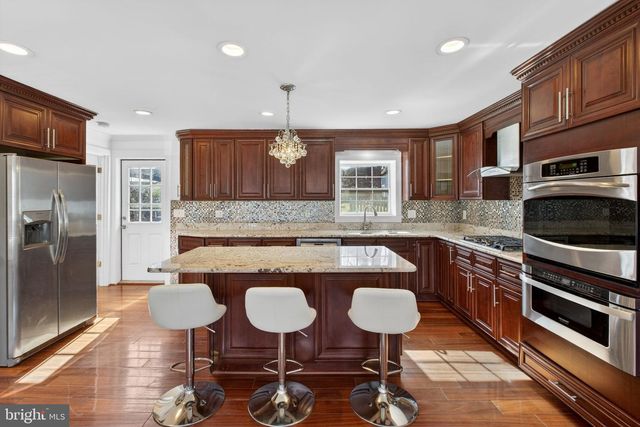 3709 RIDGE RD, Annandale, VA 22003