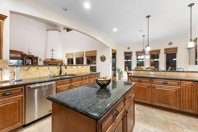 3232 Greystone Court SE, Rio Rancho, NM 87124