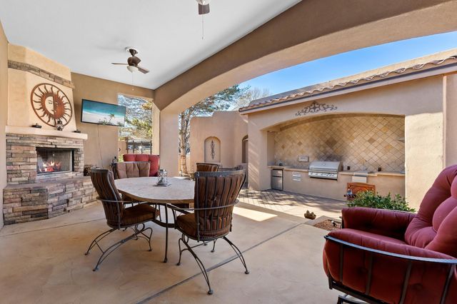 3232 Greystone Court SE, Rio Rancho, NM 87124