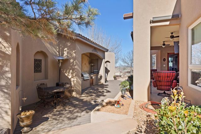 3232 Greystone Court SE, Rio Rancho, NM 87124