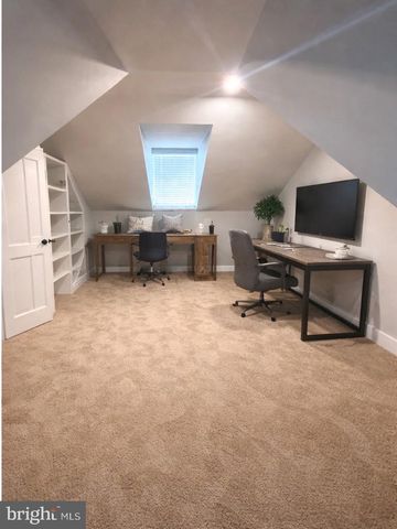 230 N 9TH ST, Reading, PA 19601