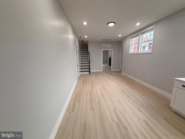 230 N 9TH ST, Reading, PA 19601