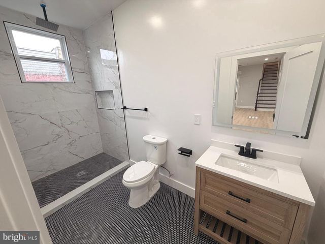 230 N 9TH ST, Reading, PA 19601