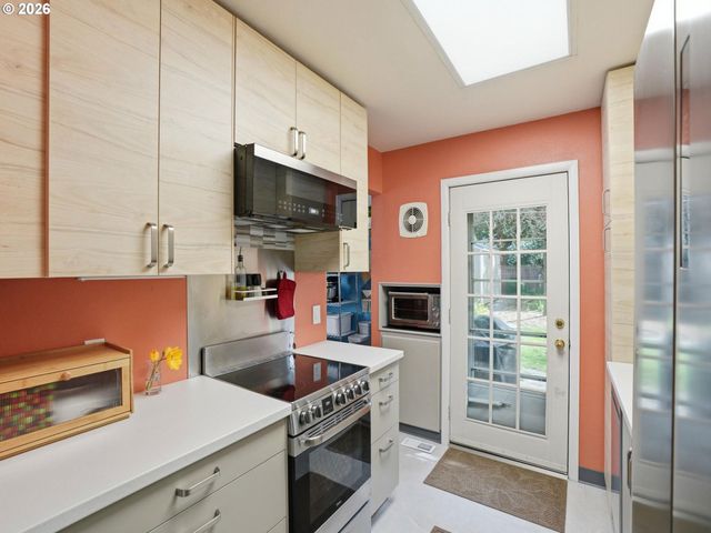 8917 MT BAKER Ave, Vancouver, WA 98664