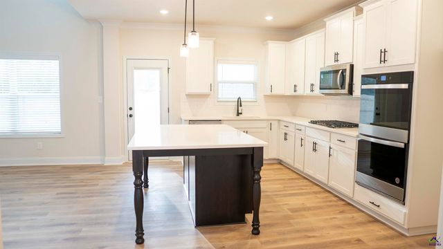 104 Oak Branch Lane, Bonaire, GA 31005