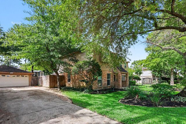 6711 Campden Drive, Spring, TX 77379
