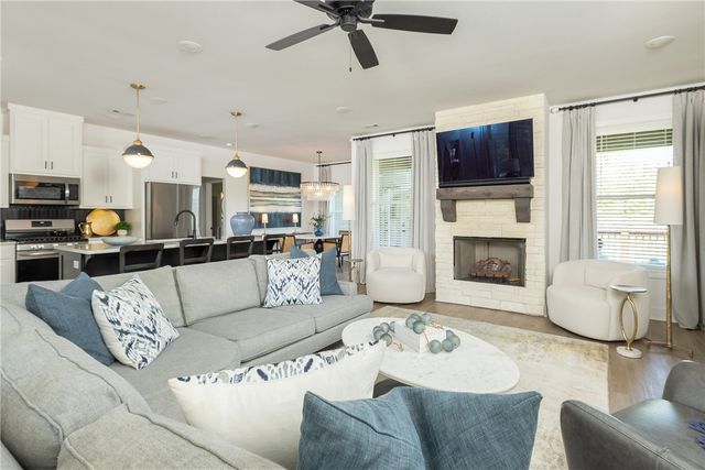 1620 N Dawes Street, Fayetteville, AR 72704