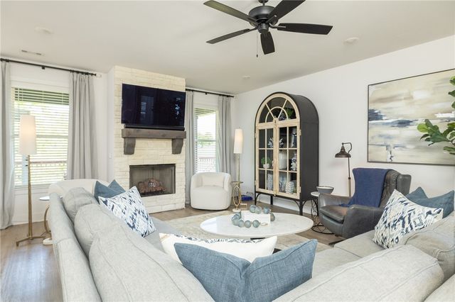 1620 N Dawes Street, Fayetteville, AR 72704