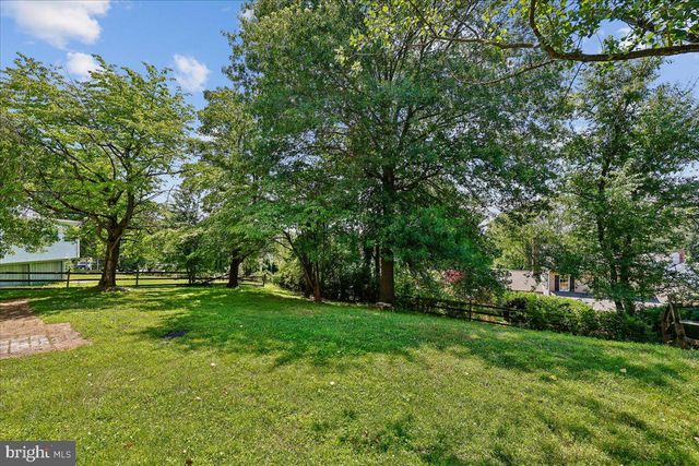 24009 PREAKNESS DR, Damascus, MD 20872