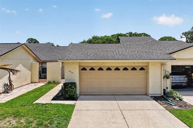 2214 CYPRESS COVE DRIVE 4, Tavares, FL 32778