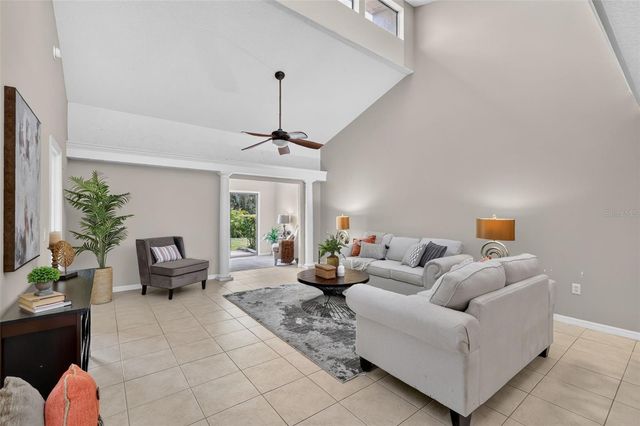 2214 CYPRESS COVE DRIVE 4, Tavares, FL 32778