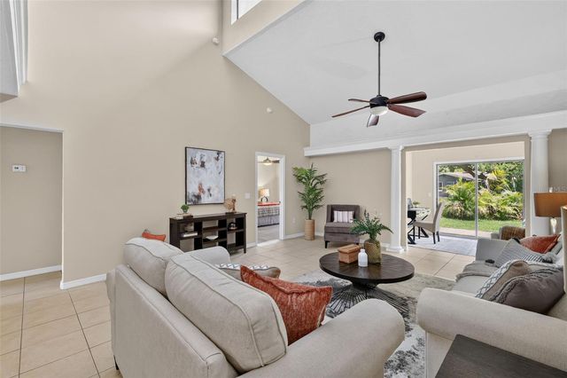 2214 CYPRESS COVE DRIVE 4, Tavares, FL 32778