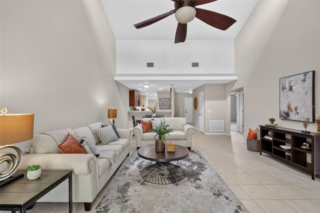 2214 CYPRESS COVE DRIVE 4, Tavares, FL 32778