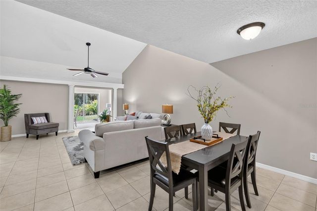 2214 CYPRESS COVE DRIVE 4, Tavares, FL 32778