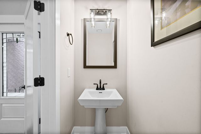 2854 Benton Ridge Rd, Palmyra, TN 37142