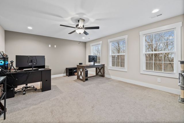 2854 Benton Ridge Rd, Palmyra, TN 37142