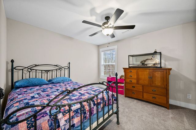 2854 Benton Ridge Rd, Palmyra, TN 37142