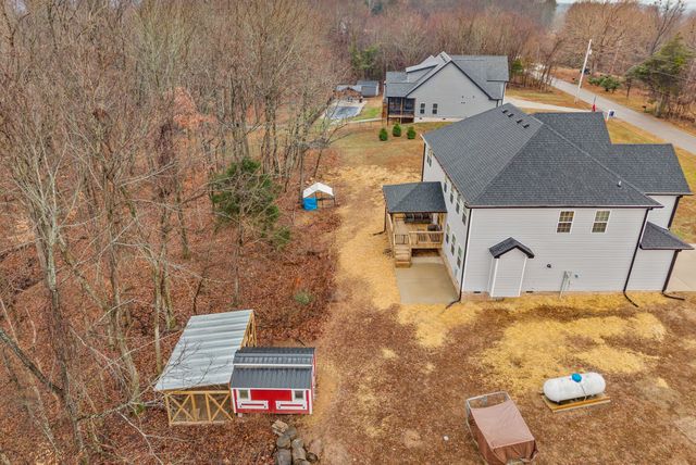 2854 Benton Ridge Rd, Palmyra, TN 37142