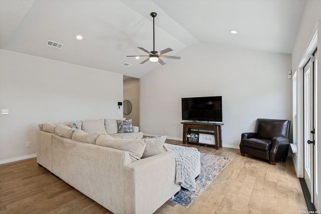 550 Eastview, Canyon Lake, TX 78133
