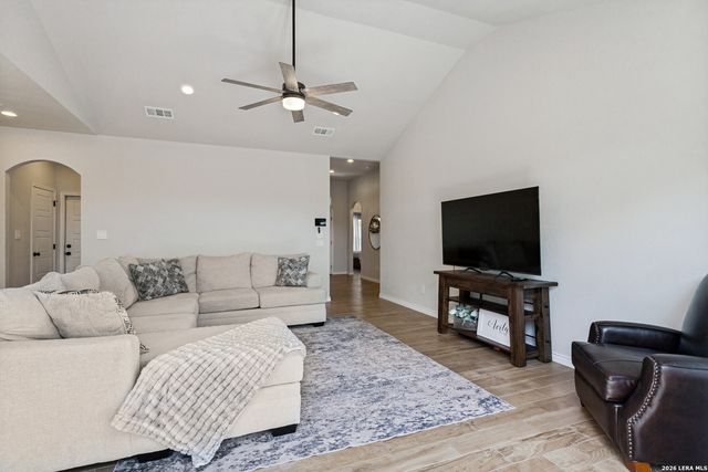 550 Eastview, Canyon Lake, TX 78133
