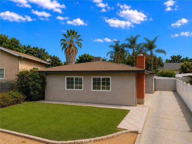 6057 Florence, Riverside, CA 92504