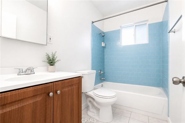 6057 Florence, Riverside, CA 92504