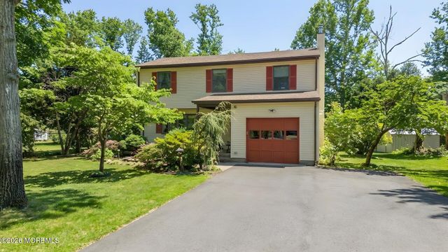 179 Docare Road, Jackson, NJ 08527