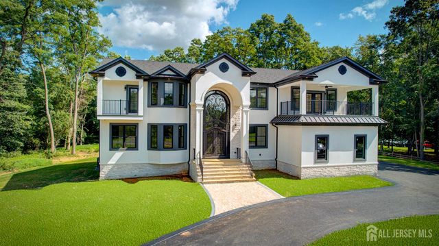 169 Applegarth Road 2, Monroe, NJ 08831