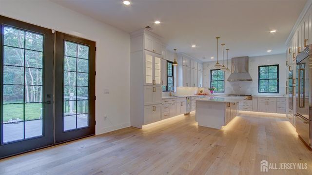 169 Applegarth Road 2, Monroe, NJ 08831