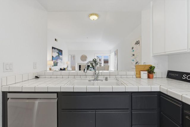 755 Mountain View Drive 2, Daly City, CA 94014