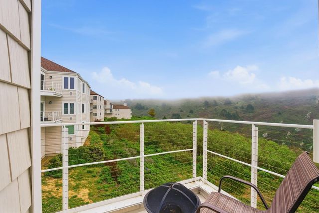 755 Mountain View Drive 2, Daly City, CA 94014