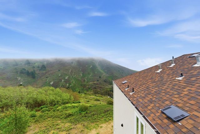 755 Mountain View Drive 2, Daly City, CA 94014