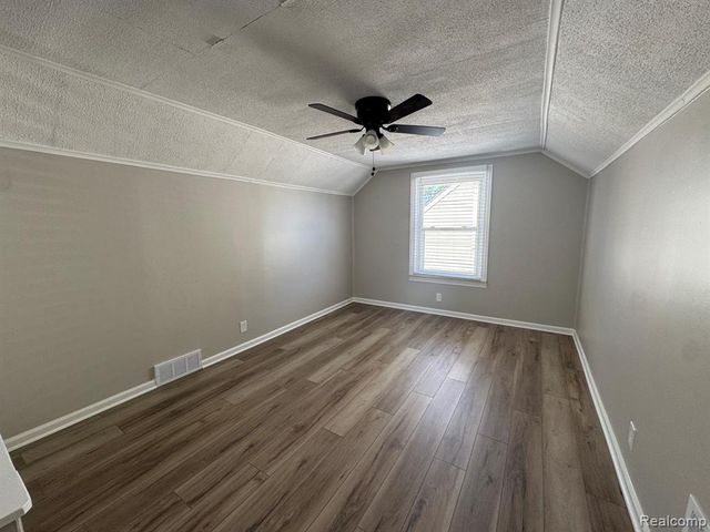 336 Chippewa Street, Commerce Twp, MI 48017