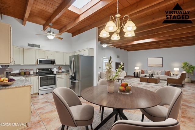 200 W Greer Lane, Tucson, AZ 85704