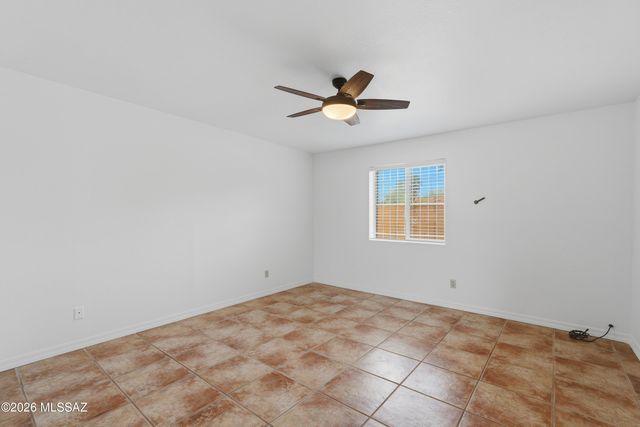 200 W Greer Lane, Tucson, AZ 85704