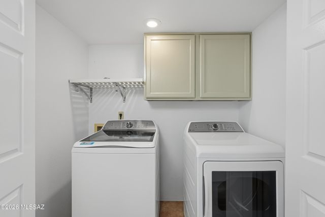 200 W Greer Lane, Tucson, AZ 85704