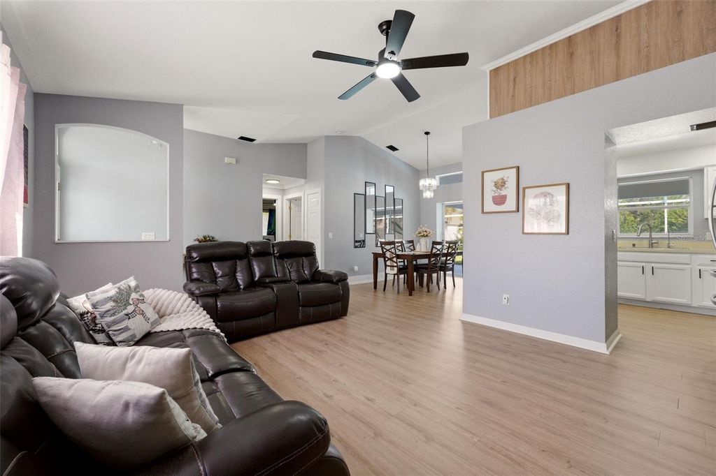Image 33 of property listing at 4543 OAKLEY ROAD, North Port, FL 34288